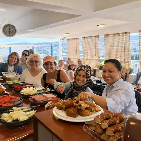 Ephesian Center & Port Bed & Breakfast